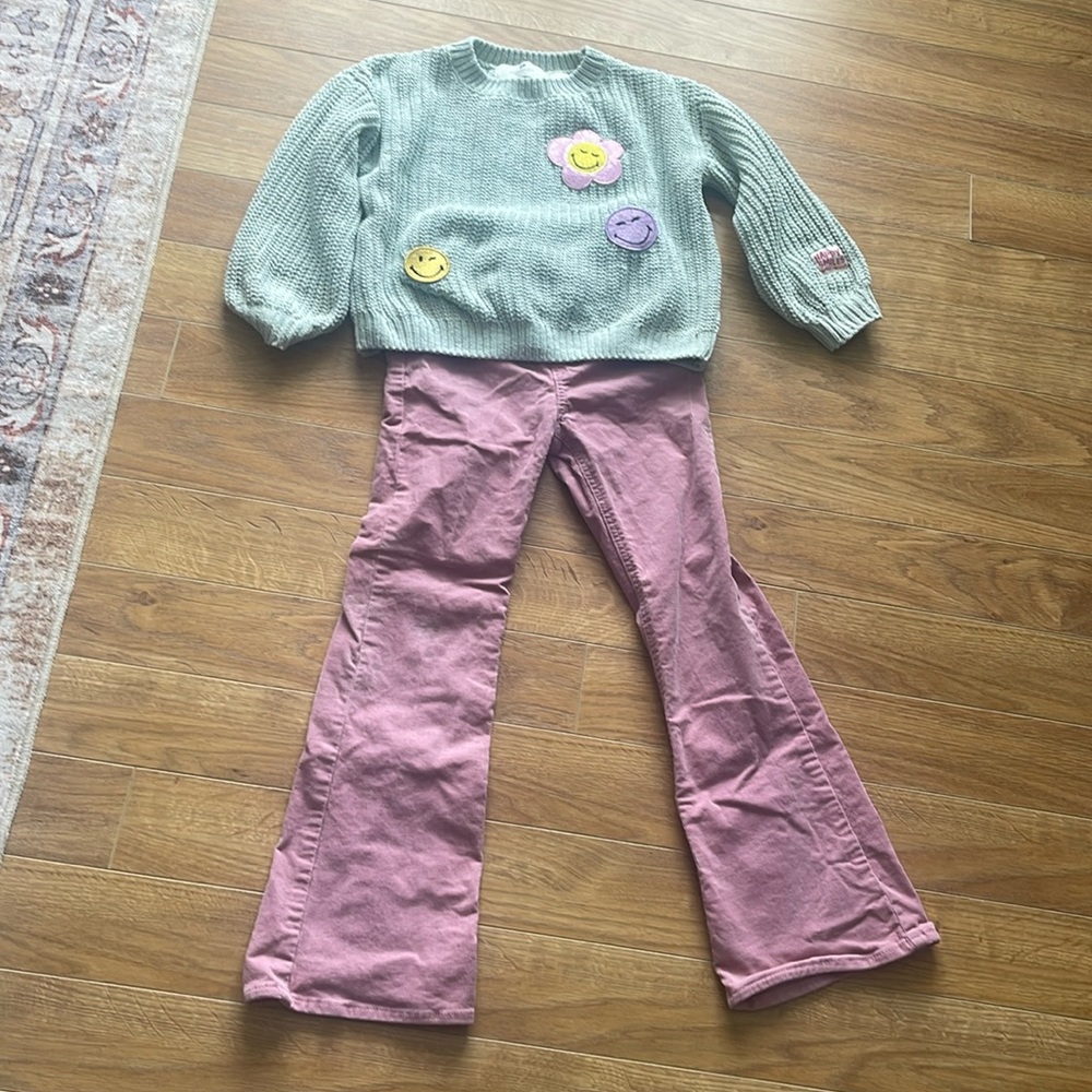 Hippie flower smiley two piece flare outfit